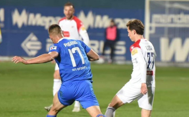 Drama na Pecari: Borac u nadoknadi preokrenuo protiv Širokog, VAR odlučivao u tri navrata