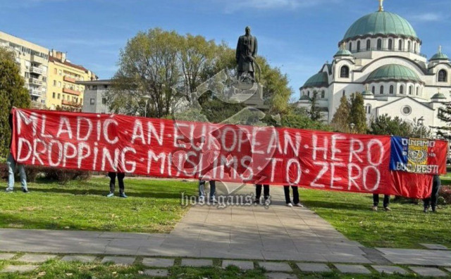 Sramotni transparent rumunjskih navijača u Beogradu: Veličali Mladića pred utakmicu u Zenici