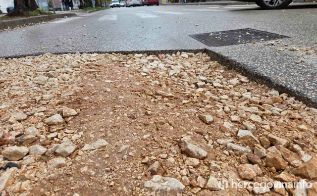 Ulica Stjepana Radića, rupa na cesti