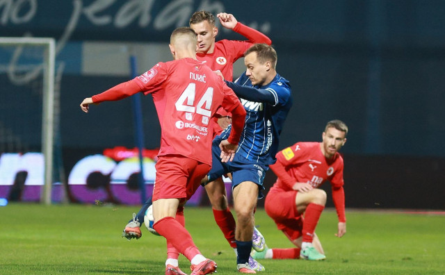 Velež slavio na Grbavici, pogledajte Hrkaćevu panenku