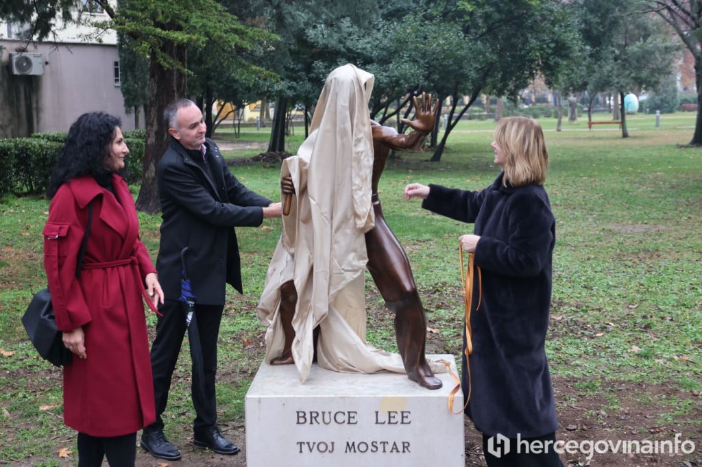 Bruce Lee vraćen u Park Zrinjevac