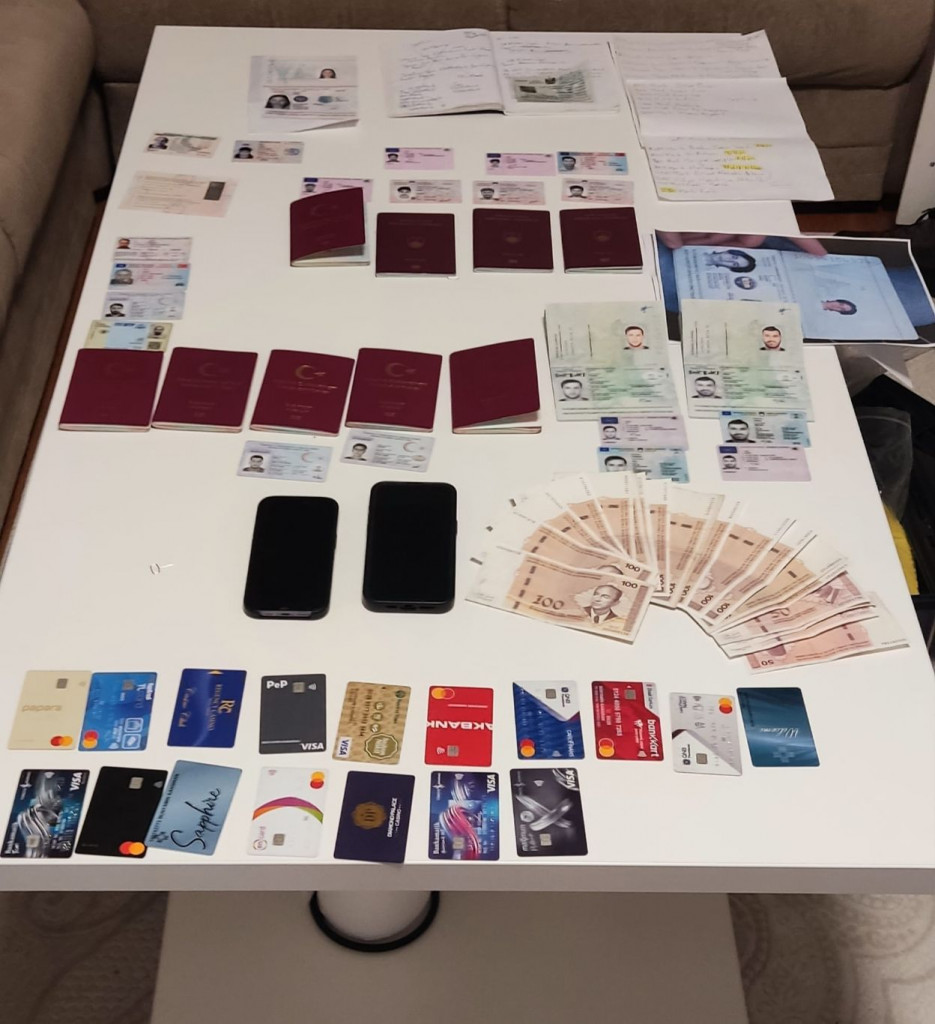 Krivotvorenje dokumenata/ krivotvoreni dokumenti