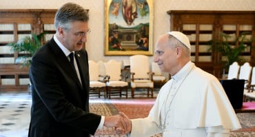 Andrej Plenković i Papa Lav