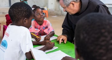 Božić u Zambiji, Mwakapandula, fra Ivica Perić