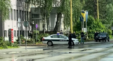 Dojave o bombama u školama