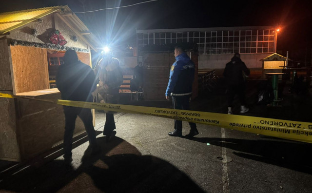 Inspekcija i policija zatvorile Advent u Uskoplju, najavljen mirni prosvjed