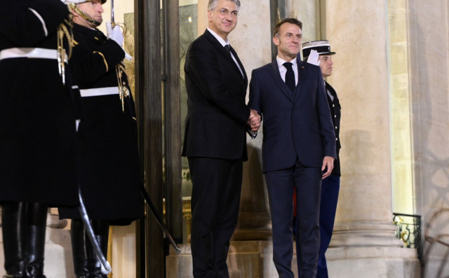 Hrvatska od Francuske kupuje haubice 155 mm i poboljšava Rafale