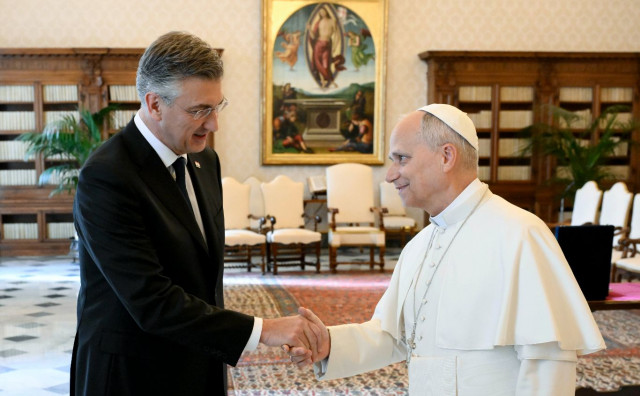 Plenković: Bilo bi nam iznimno drago da papa dođe u Hrvatsku