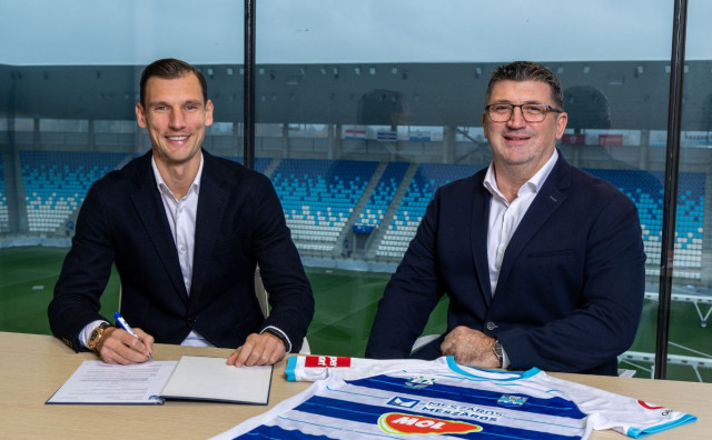 Borna Barišić potpisao za Osijek