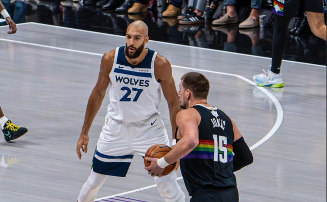 Dok su Lakersi gubili, Jokić ispisao povijest