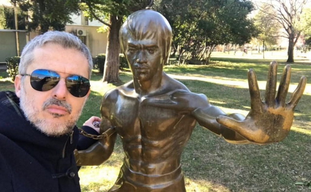 Bruce Lee se vratio u Mostar, Raspudić podsjetio kako je nastao jedan od modernih simbola grada
