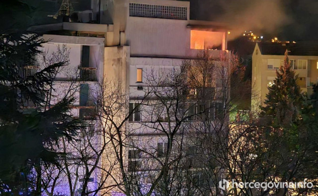 Gorio stan u Mostaru, jedna osoba spašena