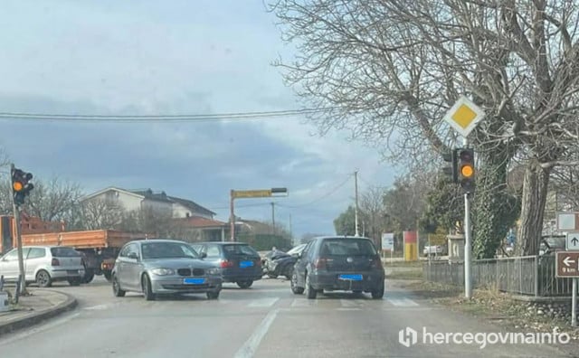 Sudar kamiona i automobila kod Ljubuškog