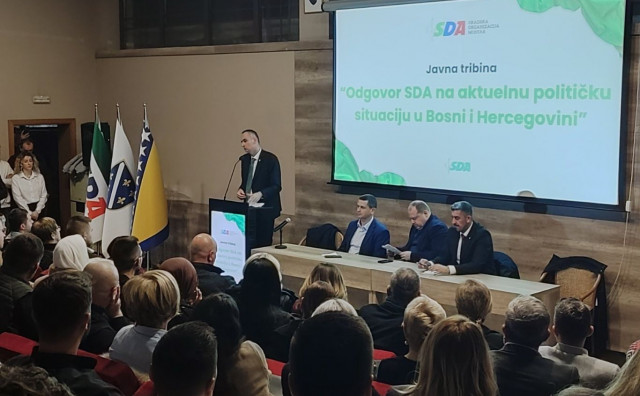 Javna tribina SDA održana u Hrvatskom domu herceg Stjepan Kosača u Mostaru
