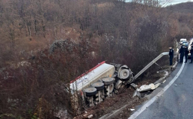 Teška prometna nesreća na cesti Posušje – Široki Brijeg, promet zatvoren