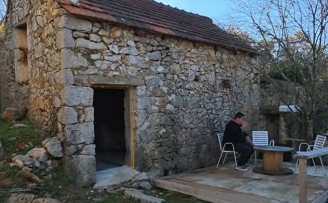 Unuk sam obnovio djedovu kuću u Ljutom Docu: 'Bio je ponosan, skoro je zaplakao'