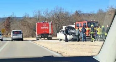 Požar na automobilu