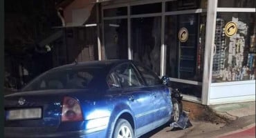 Prometna u ulici Kraljice Mira u Bijakovićima