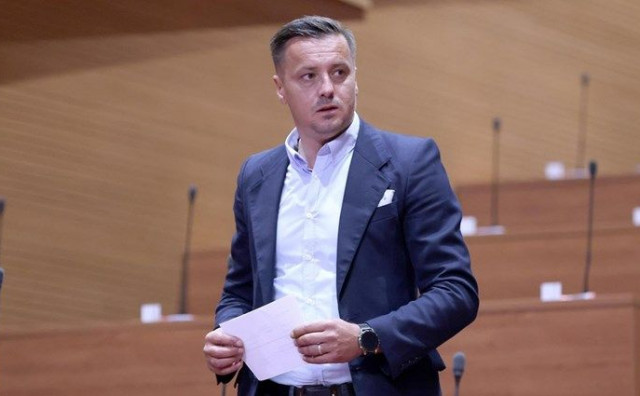 Hrvatski zastupnik predlaže šestosatno radno vrijeme da roditelji budu više vremena s djecom