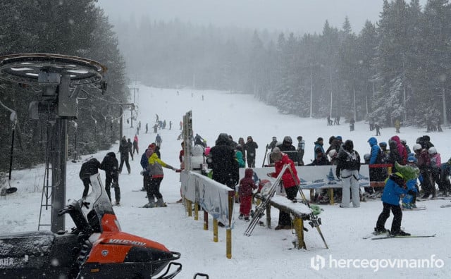 Idealni uvjeti na Blidinju, velik broj posjetitelja odlučio provesti vikend na planini