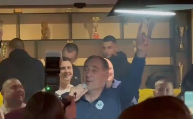 Štimac u Čitluku uzeo mikrofon i zapjevao, a onda je nastao show