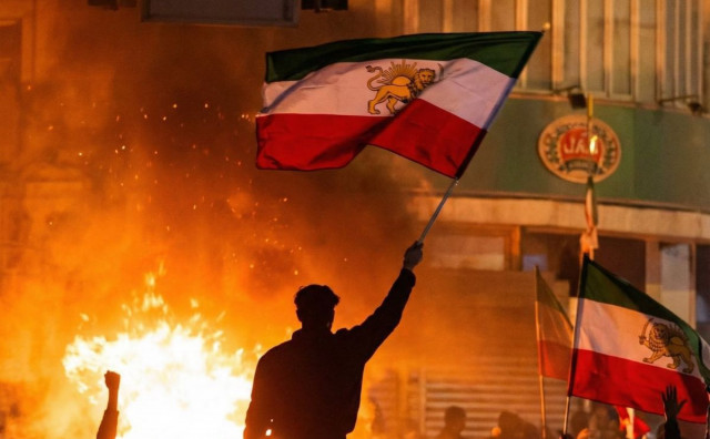 Reuters: Američka vojna intervencija u Iranu sve izglednija, moguća već u iduća 24 sata