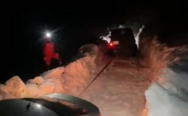 Zbog opasnosti od lavina u potpunosti zatvoren pravac Rujište – Konjic