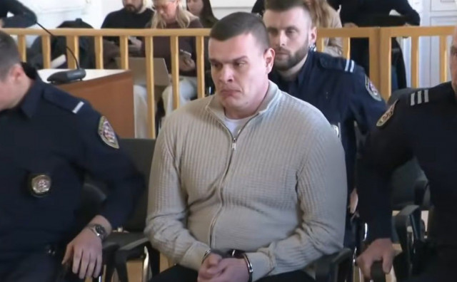 Policajac koji je ubio djevojku: 'Pucao sam slučajno'