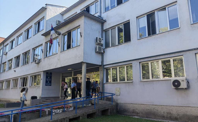 Direktorica škole u BiH osumnjičena da je uzimala novac iz blagajne