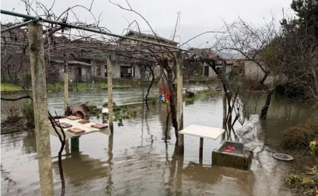 Ugrožen stambeni objekt u naselju Zlate, problemi i u drugim dijelovima BiH