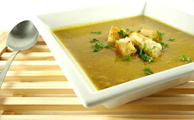 Vjerujemo da vam treba lagana juhica od povrća