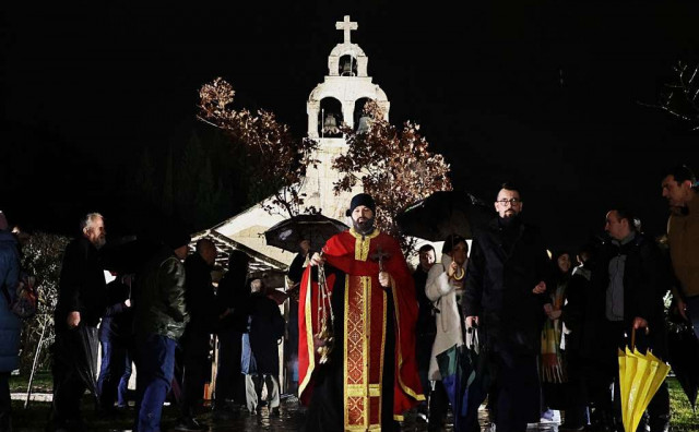 Badnju večer pravoslavni vjernici proslavili i u Mostaru