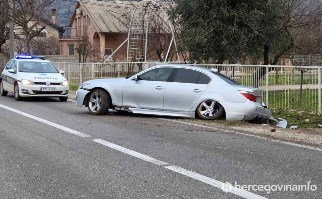 BMW-om sletio s ceste u Potocima, stvorene manje gužve