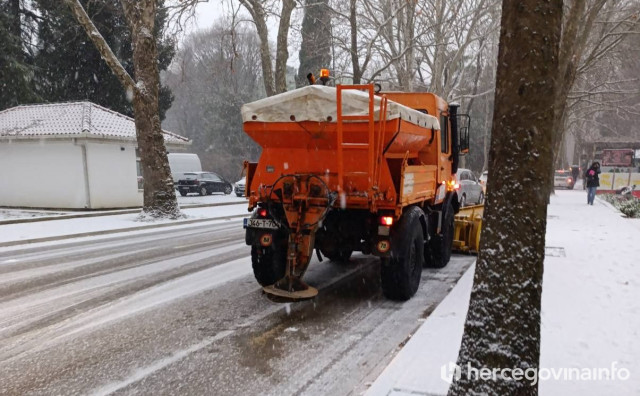 Poplave, poledica i odroni širom HNŽ-a