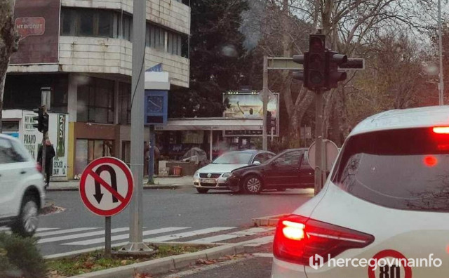 Sudar i gužve na križanju kod Projektanta