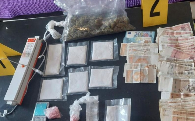 U akciji 'Skladištar' uhićen Sarajlija, pronađene veće količine droge i gotovine