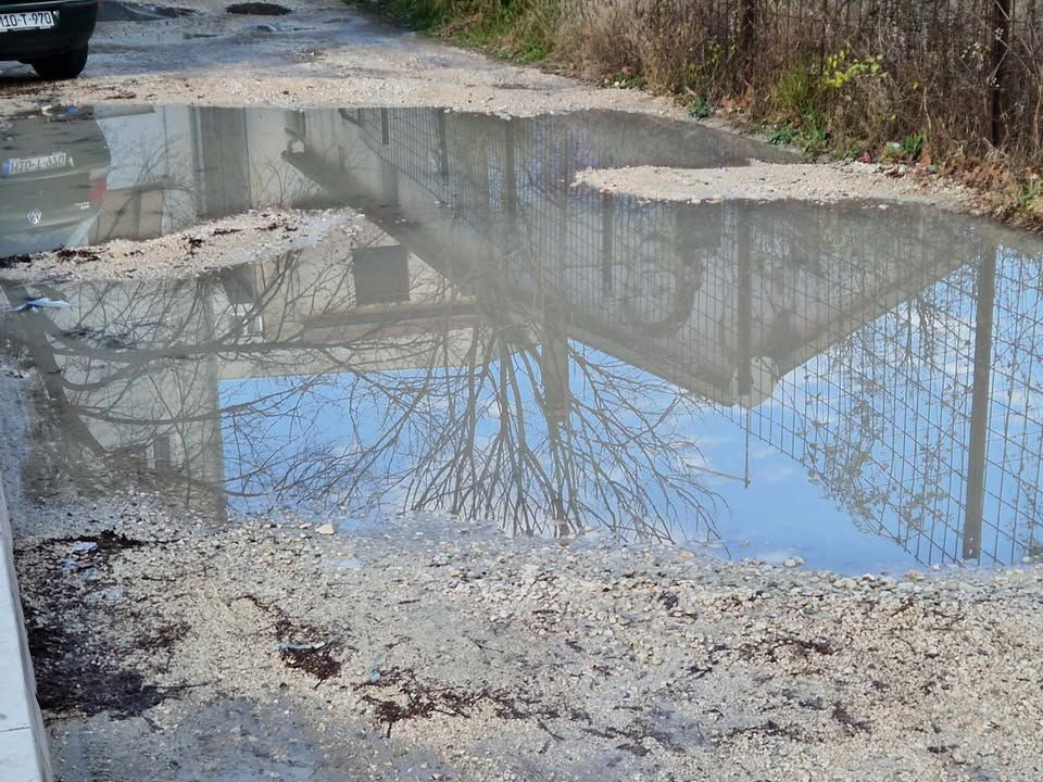 Blato i lokve na samom ulazu u Stari grad