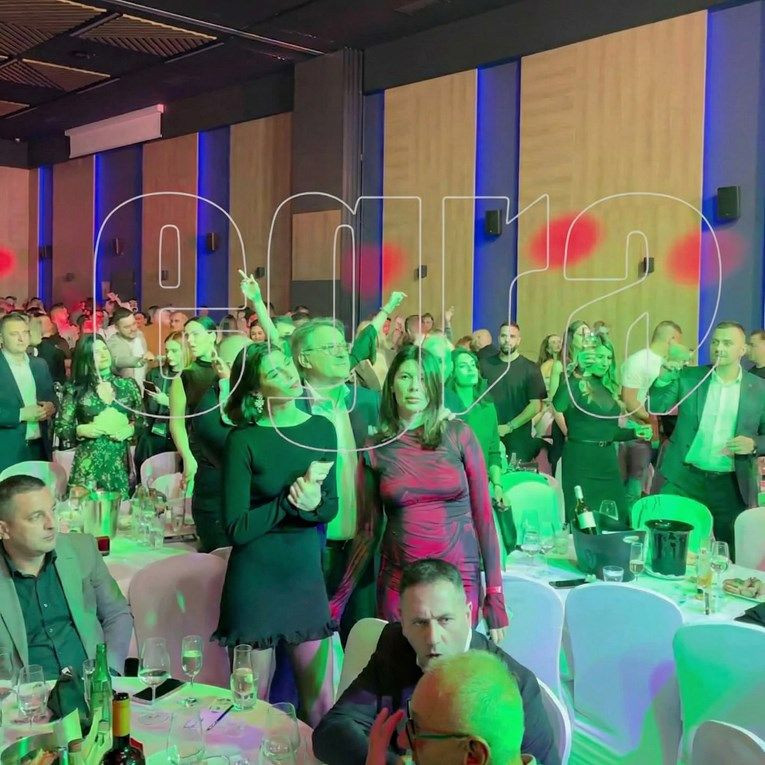 Mamić na koncertu Cece