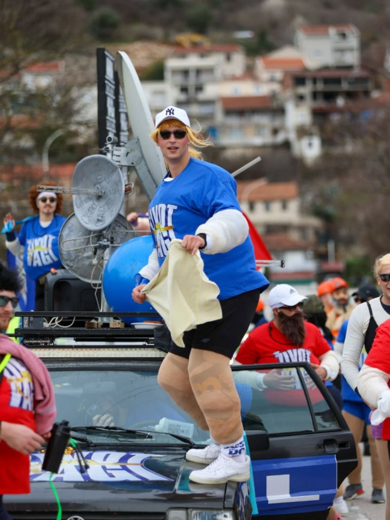 Zivot na vagi čapljina