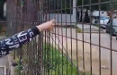 Opasna ograda na igralištu OŠ A.B. Šimića u Mostaru