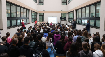 Obljetnica romana 'U mraku'