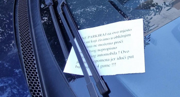 Upozorenje zbog nepropisnog parkiranja