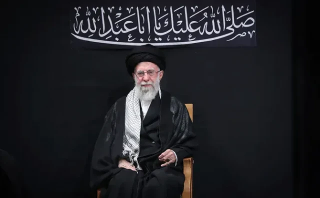 Ali Hamenei pobjegao iz Irana