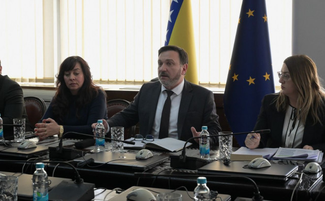 Vlada FBiH pokreće aplikaciju za usporedbu cijena u trgovinama, građani će moći uspoređivati cijene hrane i higijene