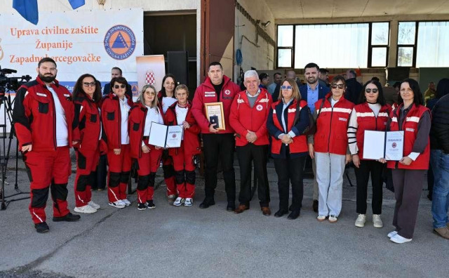 Civilna zaštita ŽZH nagradila Viktora Grbavca za dugogodišnji doprinos
