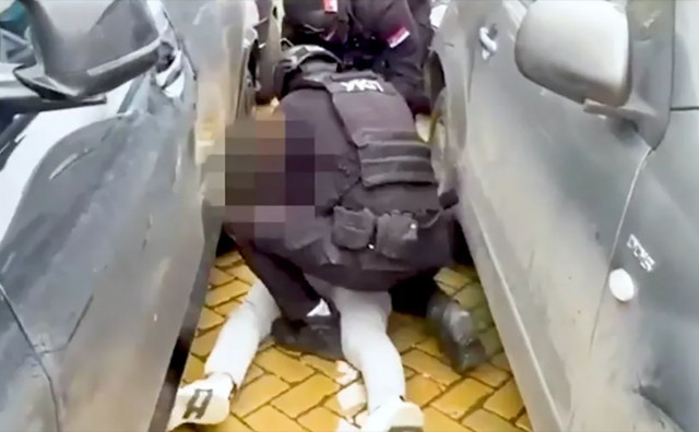 Uhićen u Novom Sadu s krivotvorenom putovnicom BiH i pancirkom