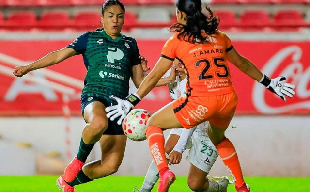 Zbog vala nasilja u Meksiku nogometašice pomislile da se puca pa pobjegle s utakmice