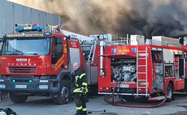 Osam osoba ozlijeđeno u požaru u Brčkom
