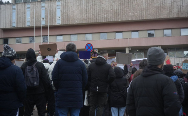 Vozaču tramvaja Adnanu Kasapoviću nije određen pritvor, građani u Sarajevu pozdravili odluku Suda