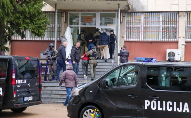 Predložen pritvor za tri osobe uhićene u akciji 'Virus'